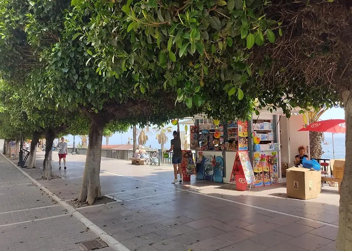 Apartamento En Primera Linea De Playa A - Marbella Centro