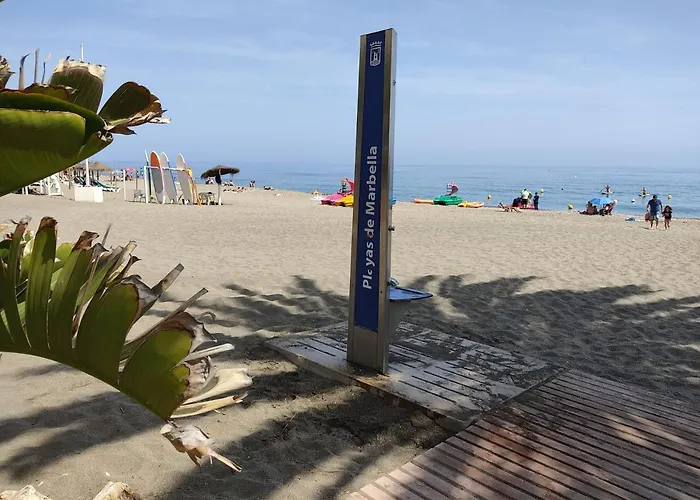 Apartamento En Primera Linea De Playa A - Marbella Centro